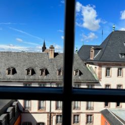 Strasbourg centre-ville idéalement situé proximité Place Broglie / Hôtel de ville / République (B51)