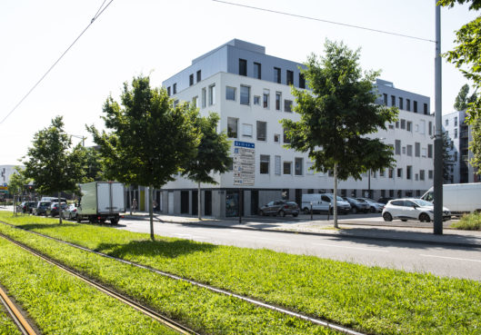 PARKING STRASBOURG HAUTEPIERRE - Habitation Moderne