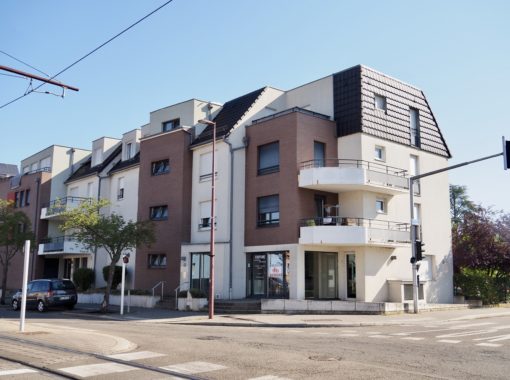 Local commercial 157m² OSTWALD - Habitation Moderne