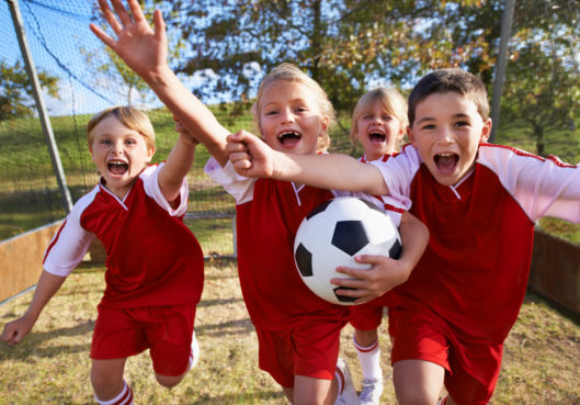 FOOT POUR TOUS : Inscrivez vos enfants - Habitation Moderne